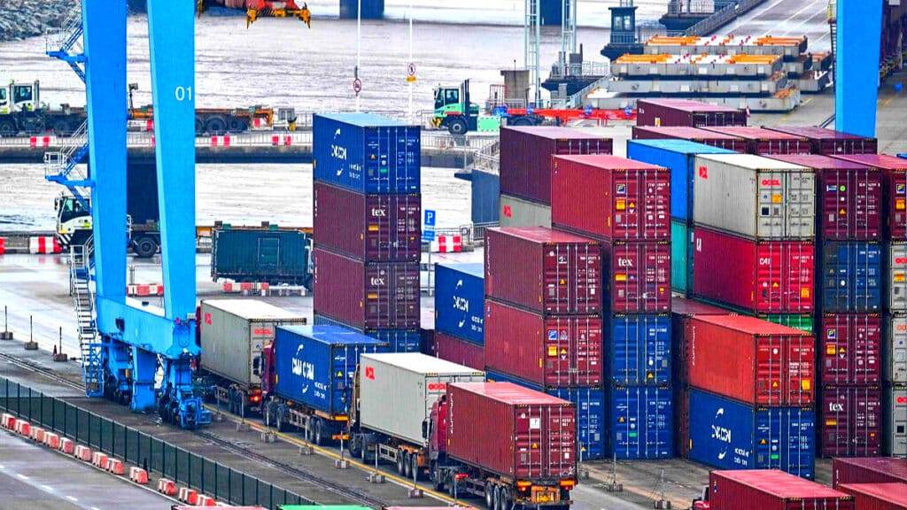 Economic-slowdown-due-to-slowing-exports-due-to-tariff-hikes-1024x576.jpg