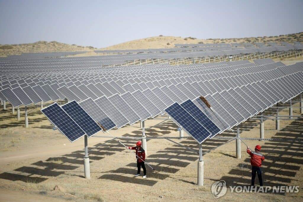 china-clean-energy-export-record-2-1024x683.jpg
