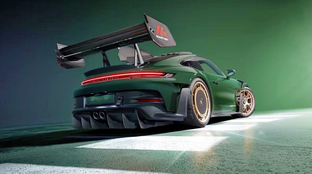 The-Porsche-911-GT3-RS-Manthey-Kit-1_-1024x573.jpg