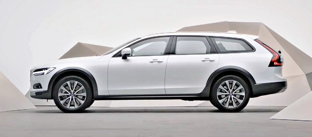 Volvo-V90-Cross-Country_-1024x451.jpg