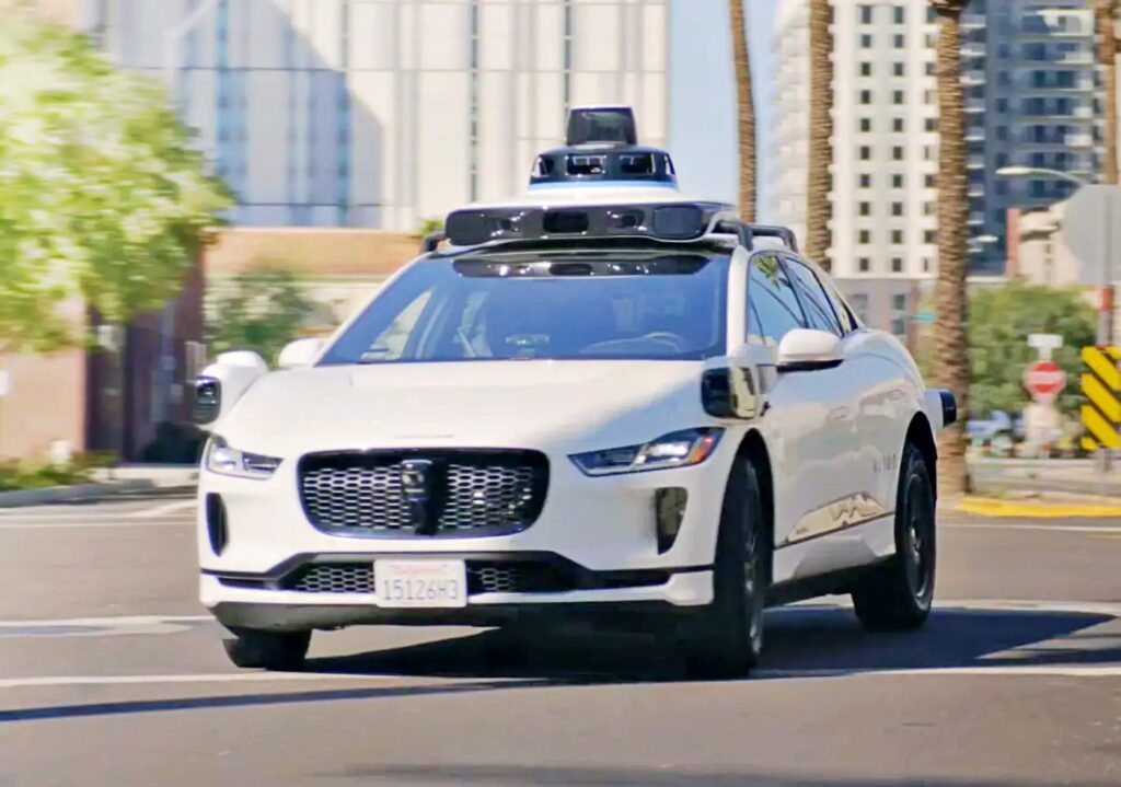 Waymo-Robotaxi-3_-1024x719.jpg