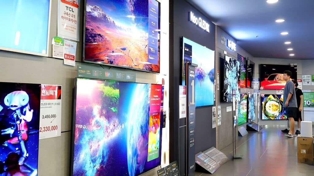 samsung-lg-tv-market-challenge-1-1024x576.jpg