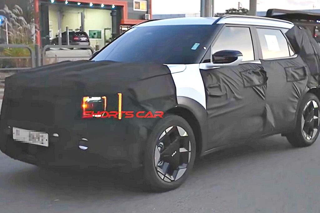 Kia-Seltos-full-change-spy-shot-1-1024x683.jpg