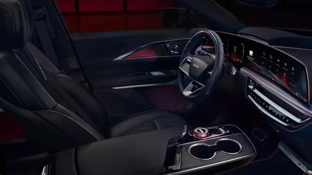 Cadillac-LYRIQ-V-4-1024x577.jpg