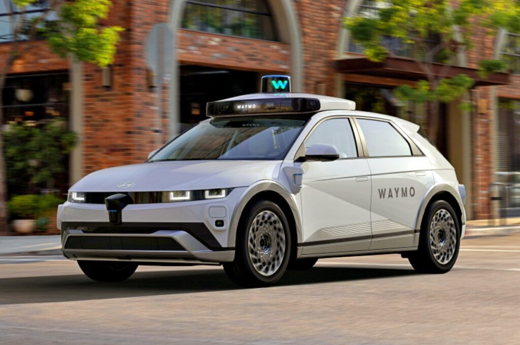 Waymo-Ioniq-5-robotaxi_-1024x680.jpg