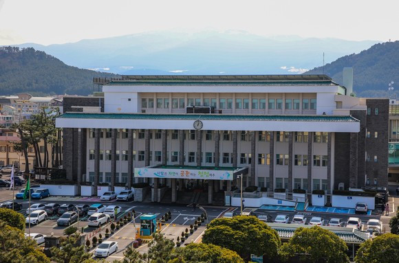 제주도청 전경 (사진 제주도).jpg