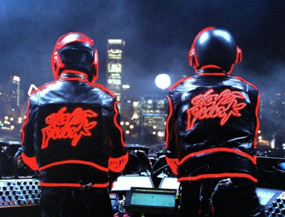 Daft Punk : 출처-구글플레이.jpg