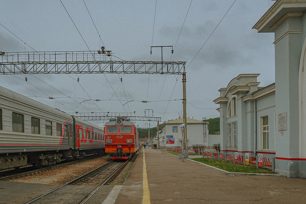 시베리아 횡단열차_플랫폼.jpg