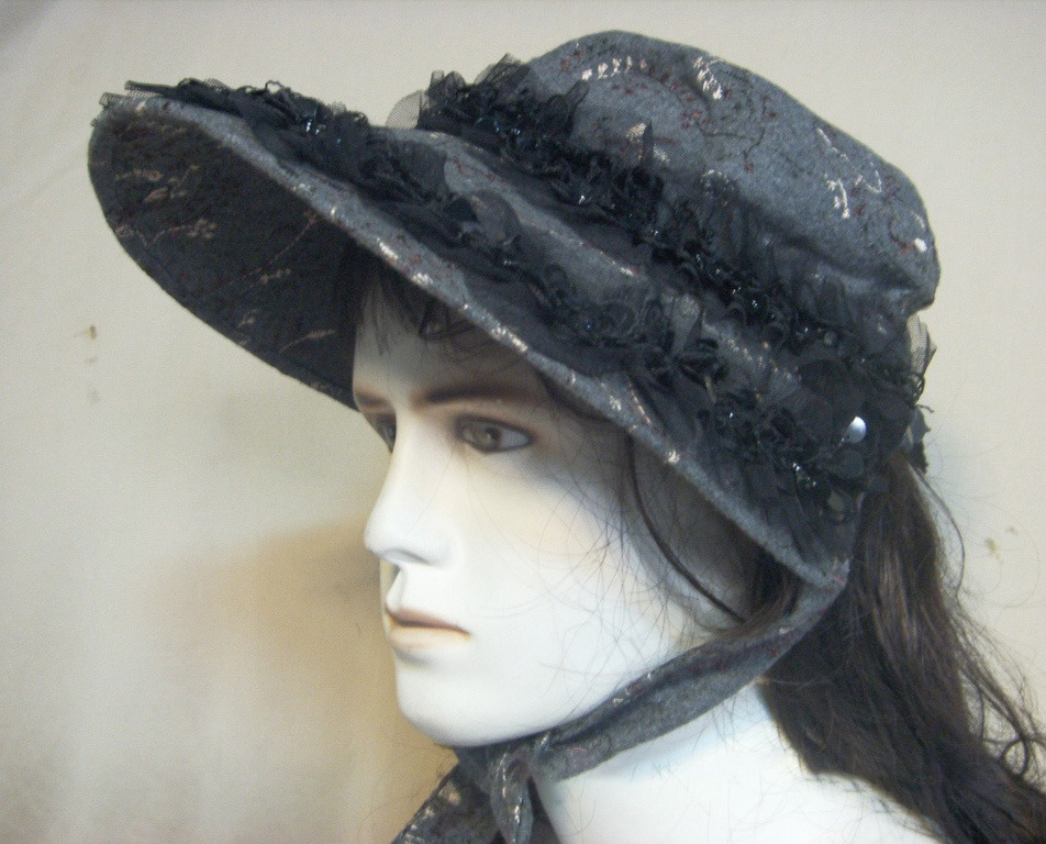 la Boheme-Mother Bourgeois3.jpg