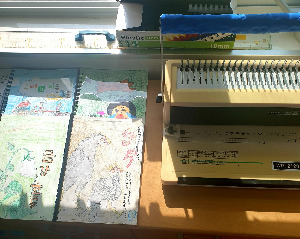 97쪽. 낡아도 버릴 수 없는 열일하는 제본기, 순천.jpg