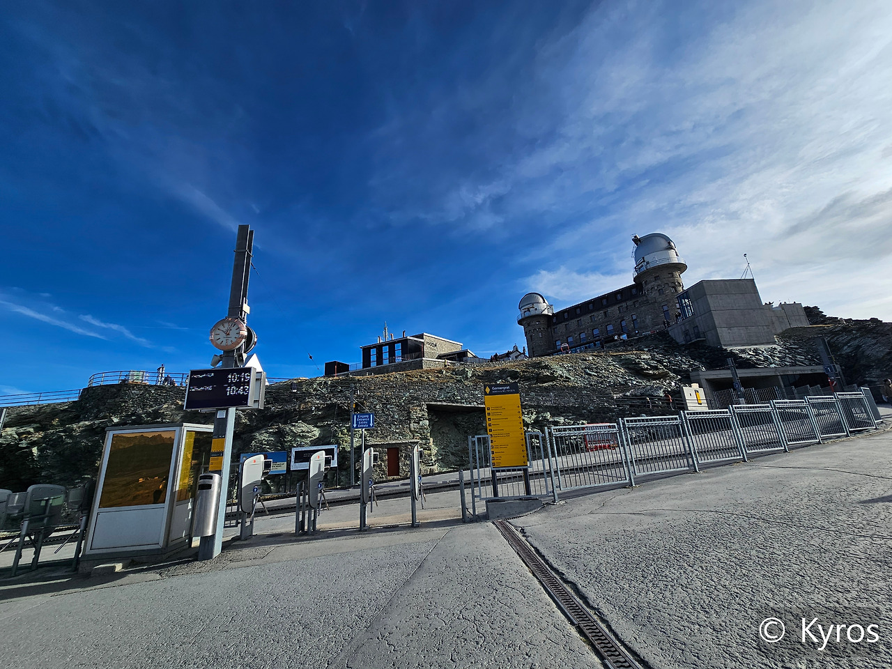 20231012_100328_Kulum Hotel Ext-1, Swiss.jpg