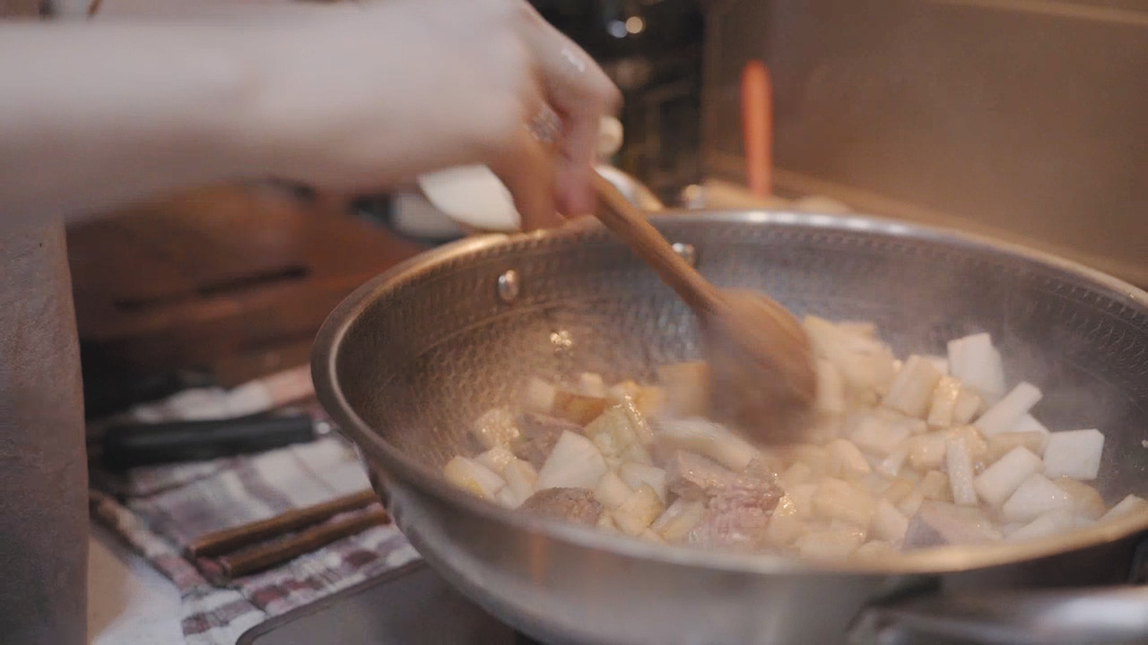 Still 2024-12-06 234143_1.137.1.jpg