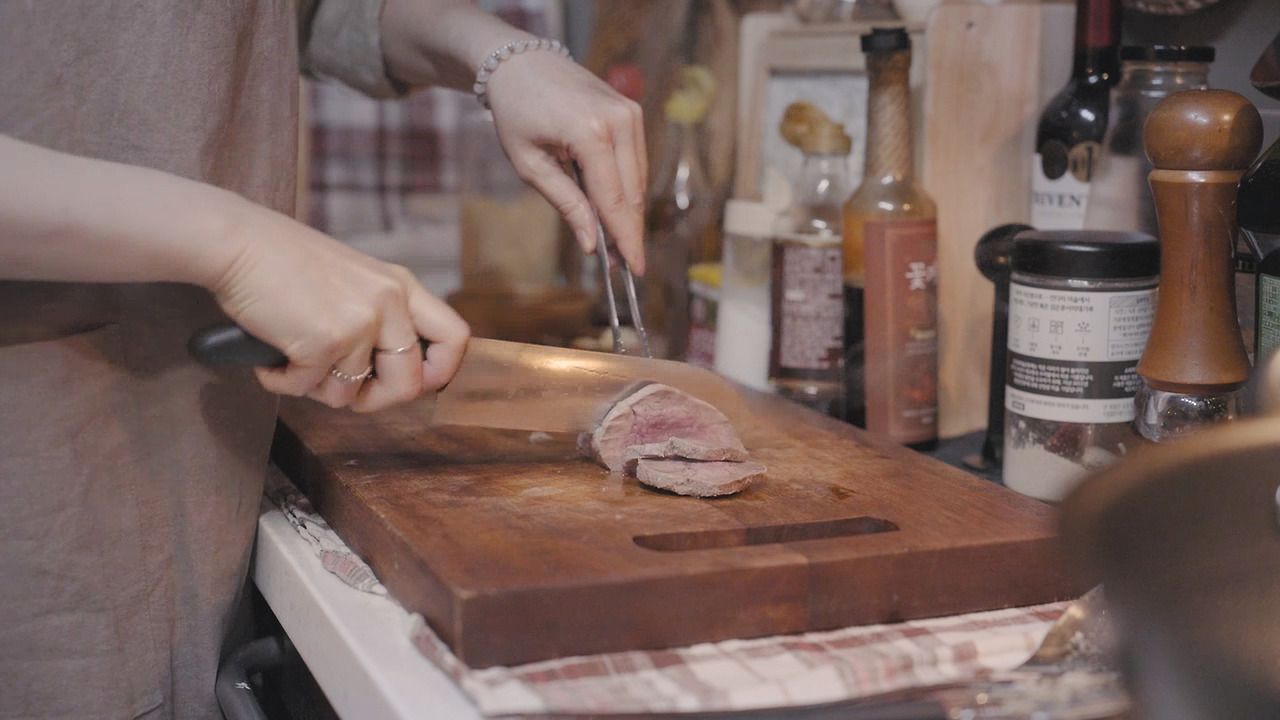 Still 2024-12-06 234143_1.134.1.jpg