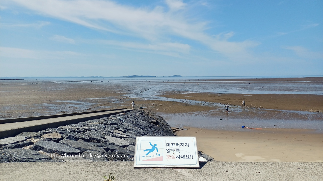 20250712_103341_미끄러지지 않도록.jpg