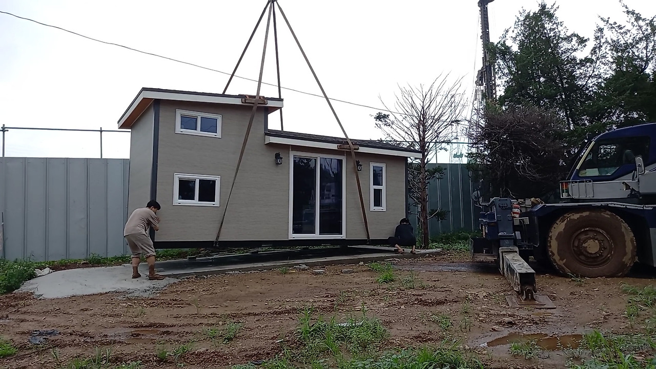 20220803_070805.00_07_38_19.스틸 016.jpg