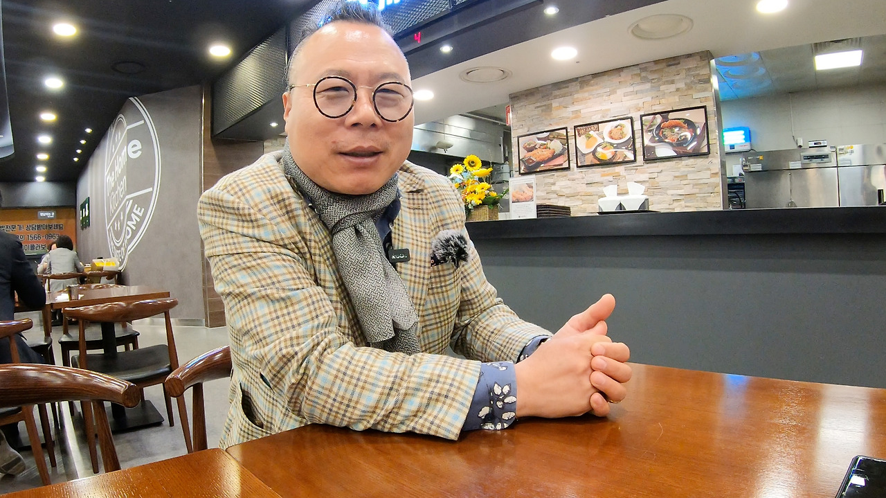 GH020605.00_15_12_13.스틸 026.jpg