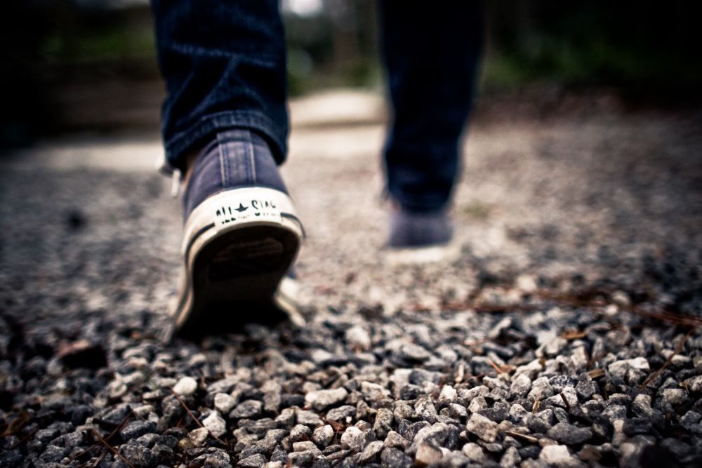 man-path-walking-blur-hiking-photography-964750-pxhere.com.jpg