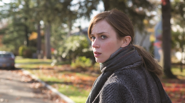 사진 2 레이첼 왓슨 (에밀리 블런트).jpg