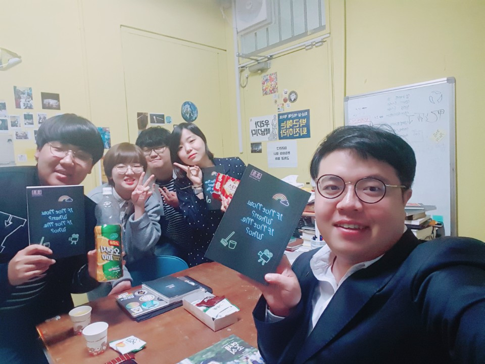 독자모임 사진.jpg