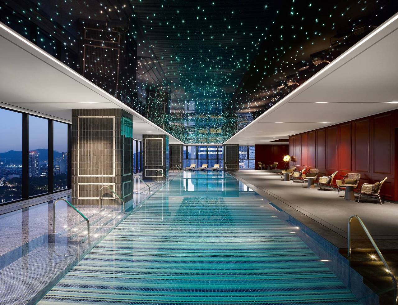 Sofitel-Ambassador-Seoul-Swimming-pool_night-1.jpg