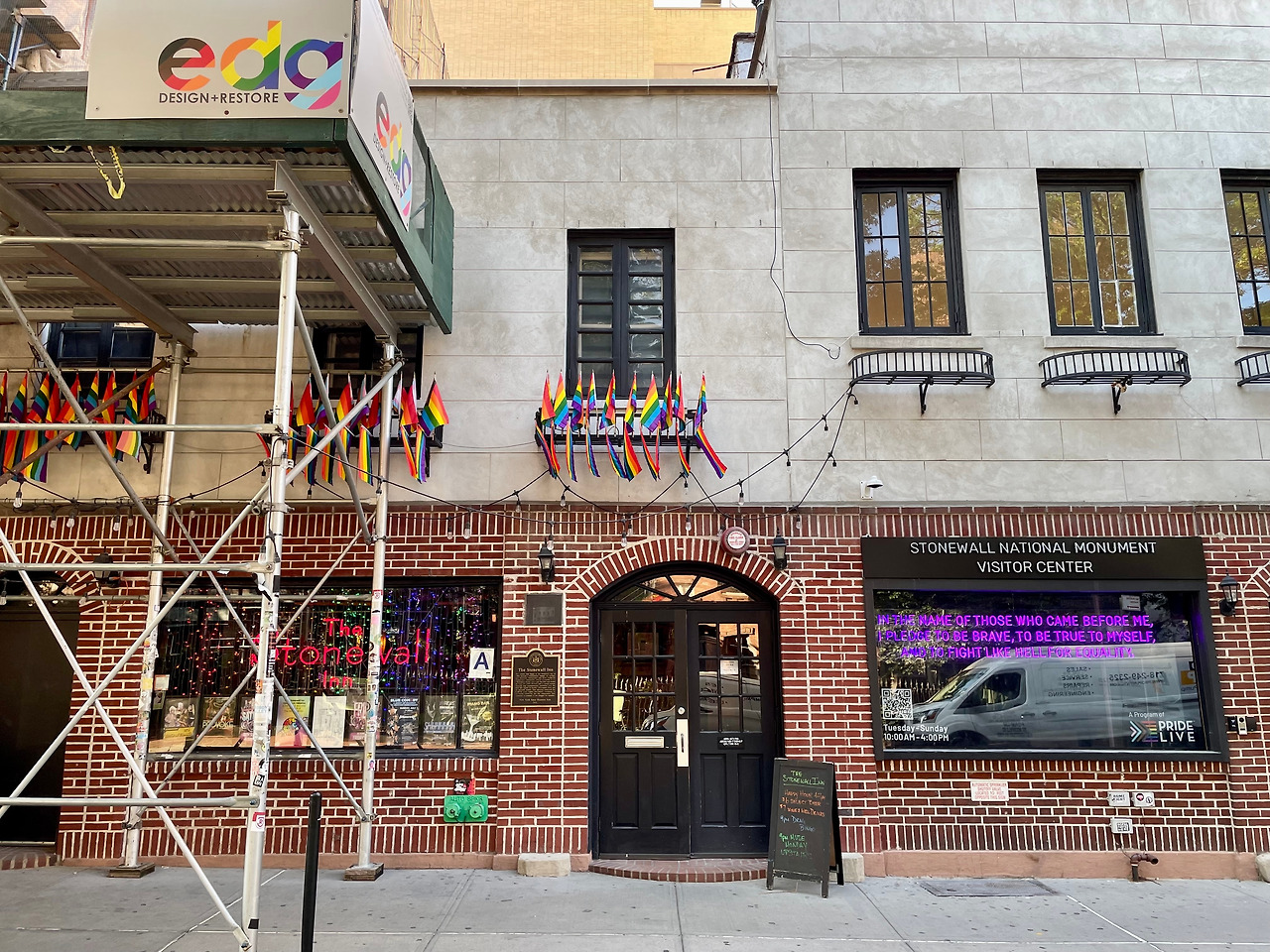 stonewall.jpg