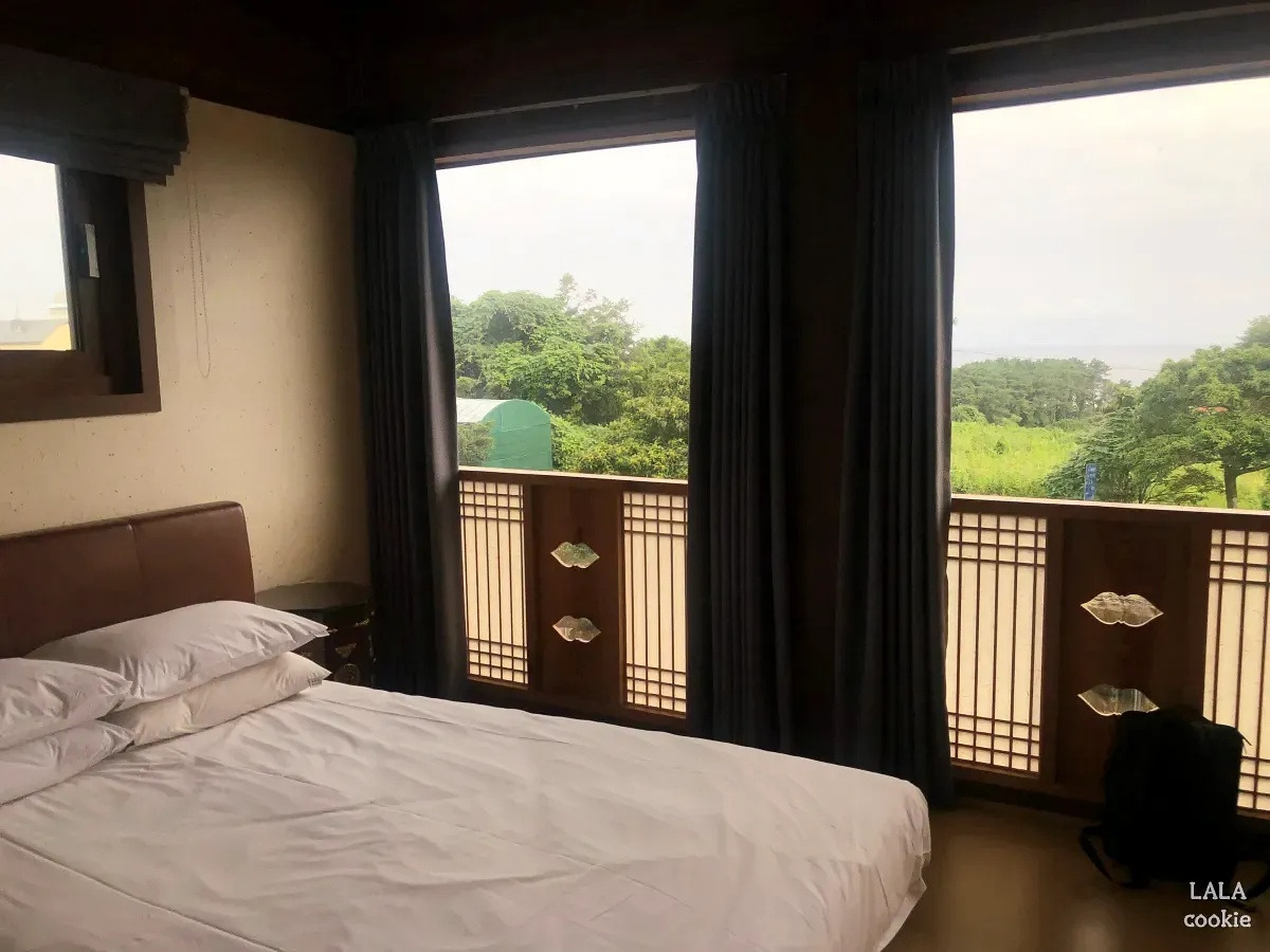 제주도-남쪽-숙소-한옥호텔-한라궁-침실.jpg