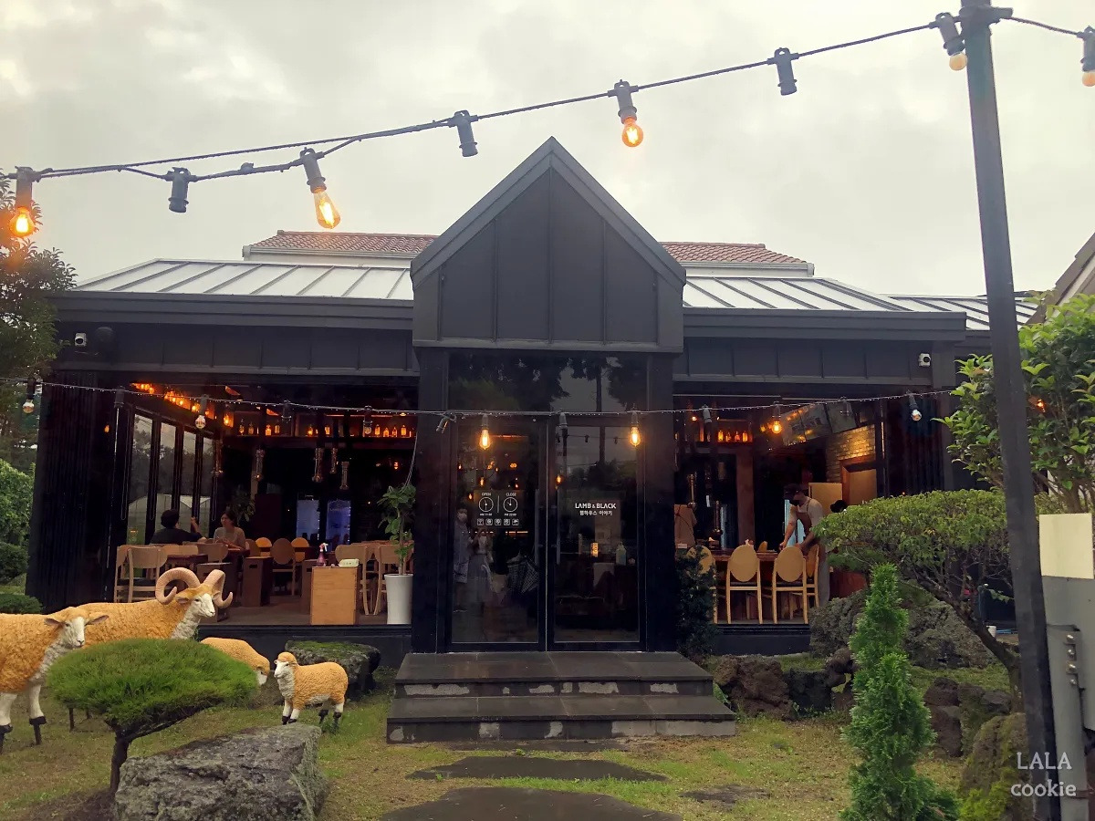 제주도-양고기-맛집-램앤블랙-외관.jpg