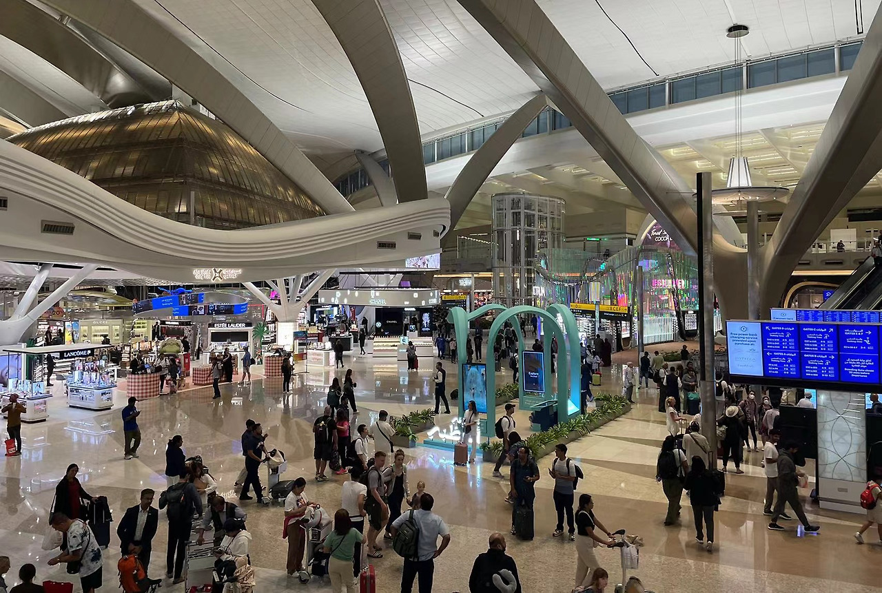 아부다비공항.jpg