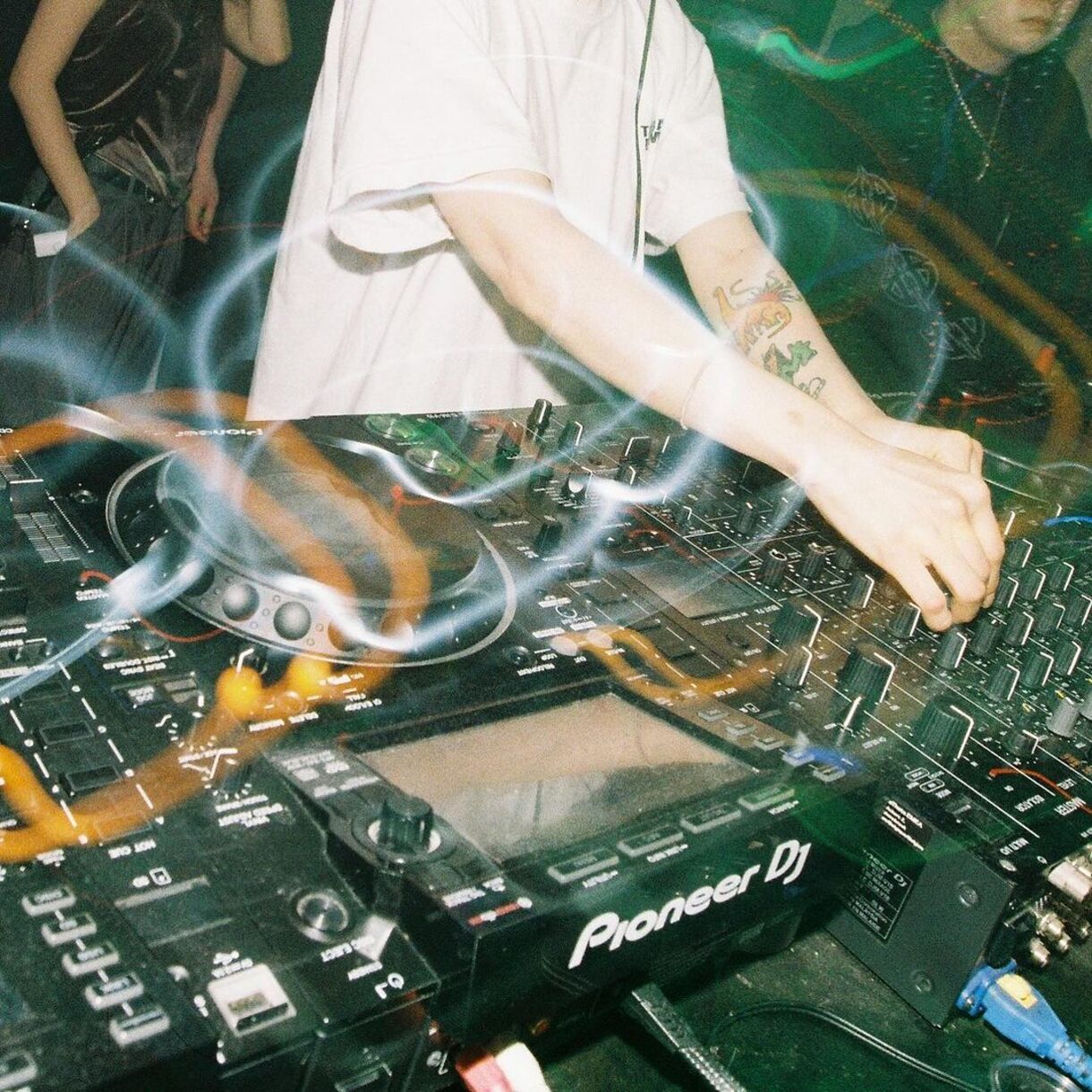 [크기변환]토투가12주년파티 BTS 와주신 분들 모두모두 감사합니다!!!!tortugaroom tortuga.co.kr shelterseoul_ paper.seoul  masahiro_kim_.jpg