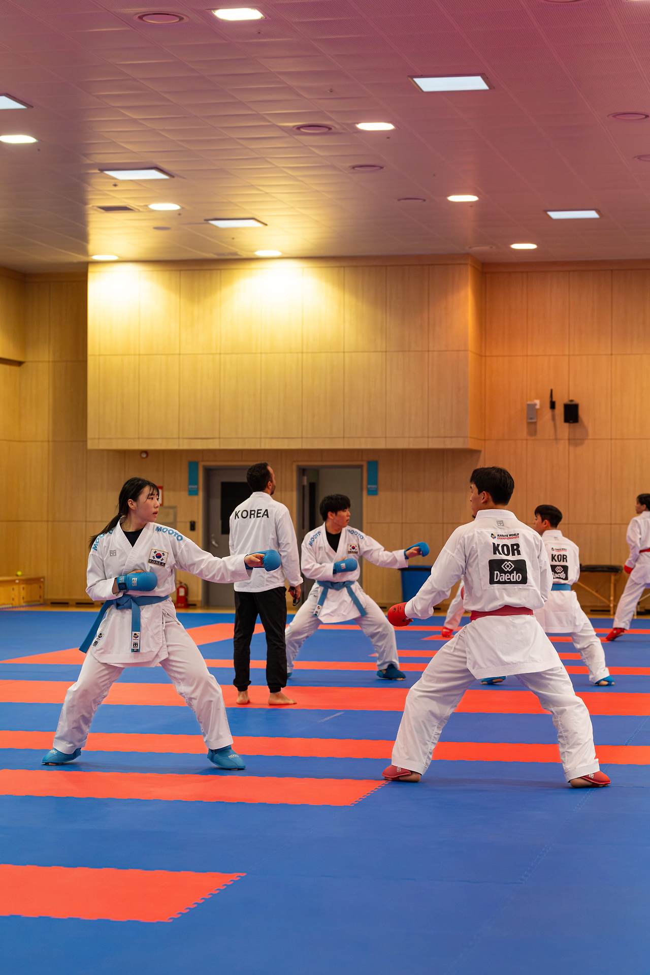 1M2A1694-향상됨-노이즈 감소.jpg