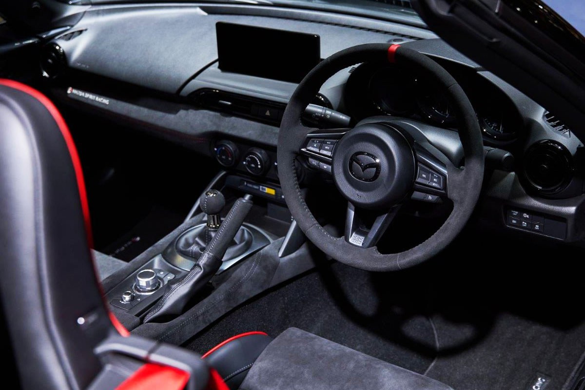 Mazda MX-5 Spirit Racing2.jpg