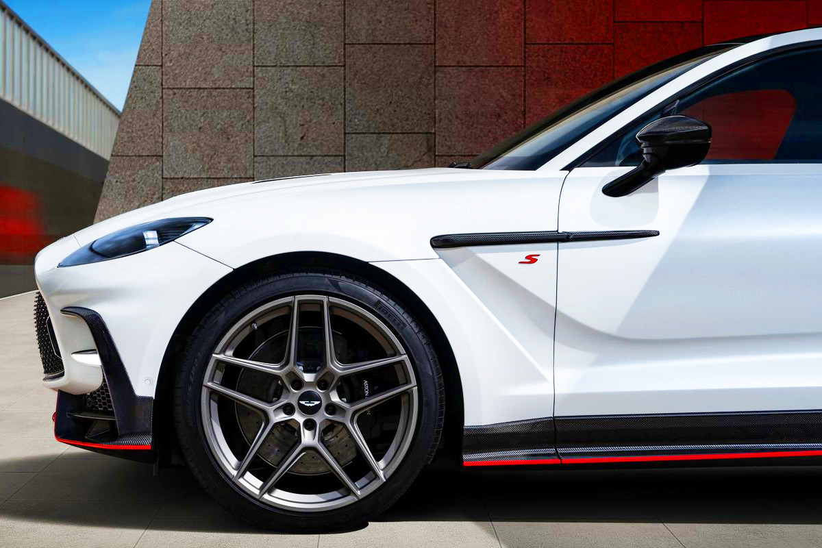 Aston-Martin-DBX-S-revealed-1.jpg