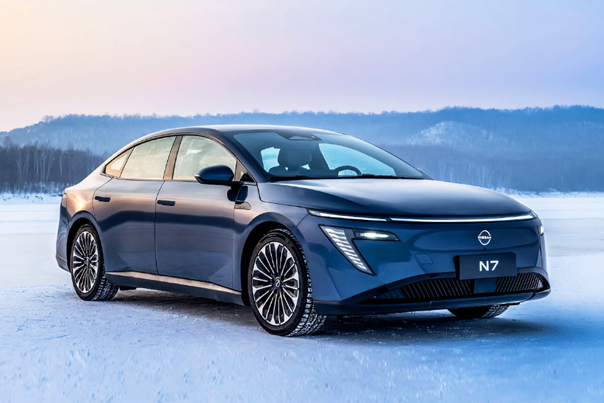 Dongfeng-Nissan-N7-pre-orders-start-1.jpg