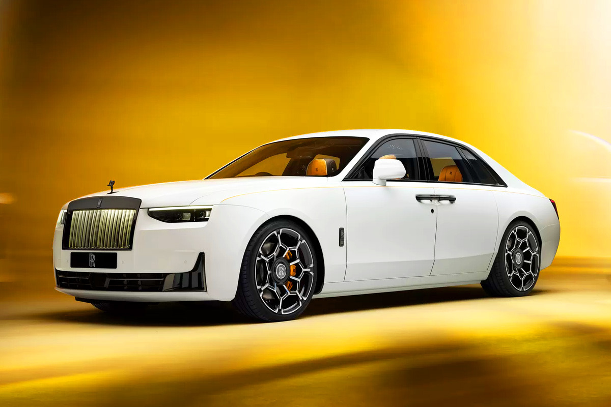 Rolls-Royce-Ghost-Series-II-launched-in-Korea-3.jpg