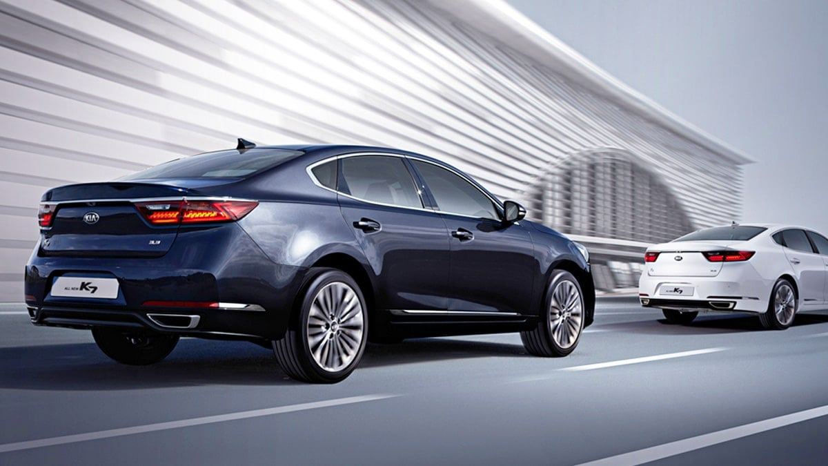 Kia-K7-Used-Cars-Maintain-Popularity-2.jpg