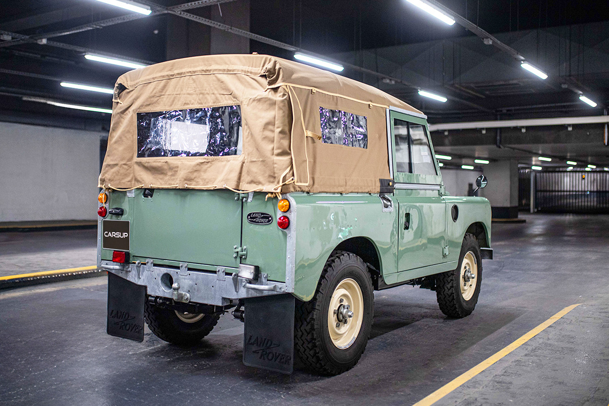 Inverted-Classic-Land-Rover-Electric-Vehicle-1.jpg