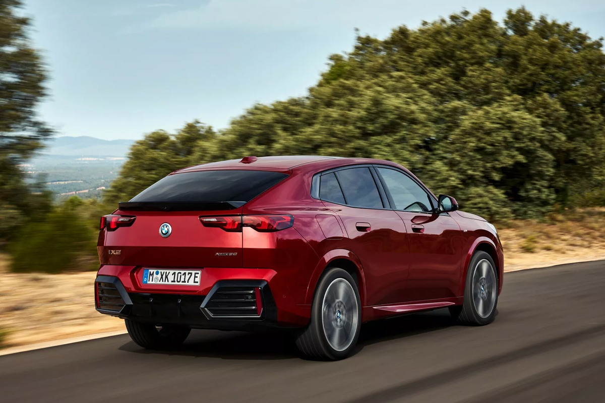 iX2-eDrive20-launched-3.jpg