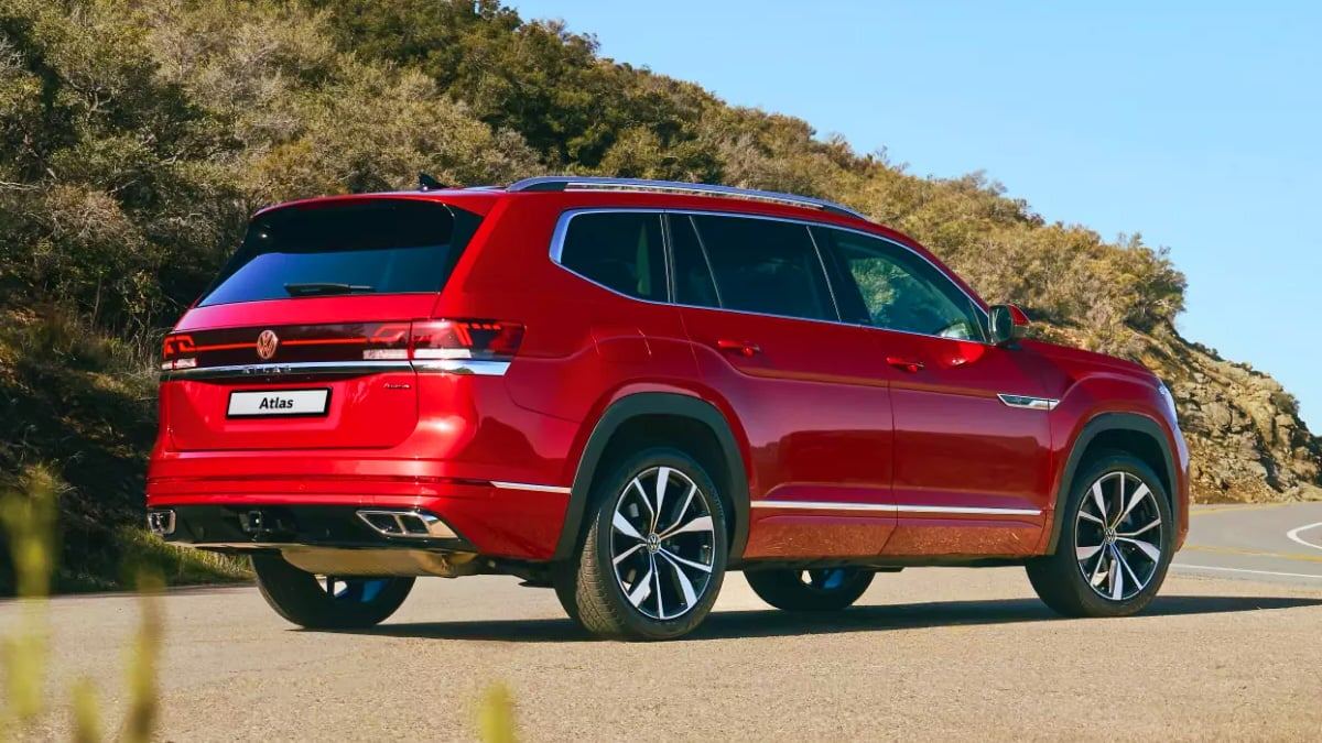Volkswagen-Atlas-named-Car-of-the-Month-for-June-1.jpg