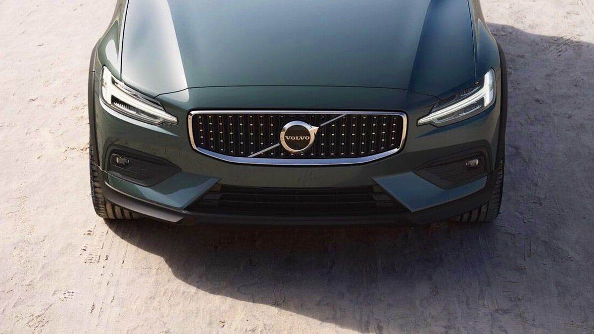 Volvo-V60-Cross-Country-Forest-Lake-Edition-Sold-Out-in-3-Minutes-4.jpg