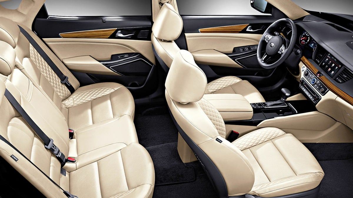 Kia-K7-Used-Cars-Maintain-Popularity-1.jpg
