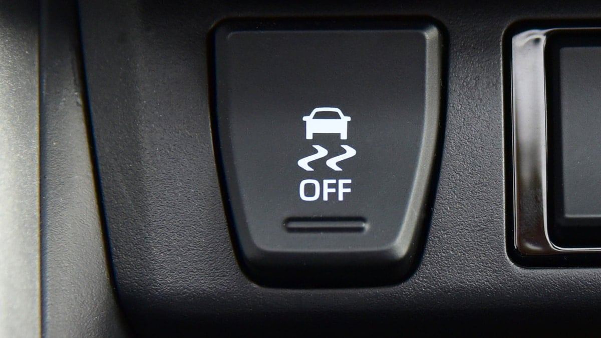 Do-not-press-the-ESC-OFF-button-inside-the-car-3.jpg