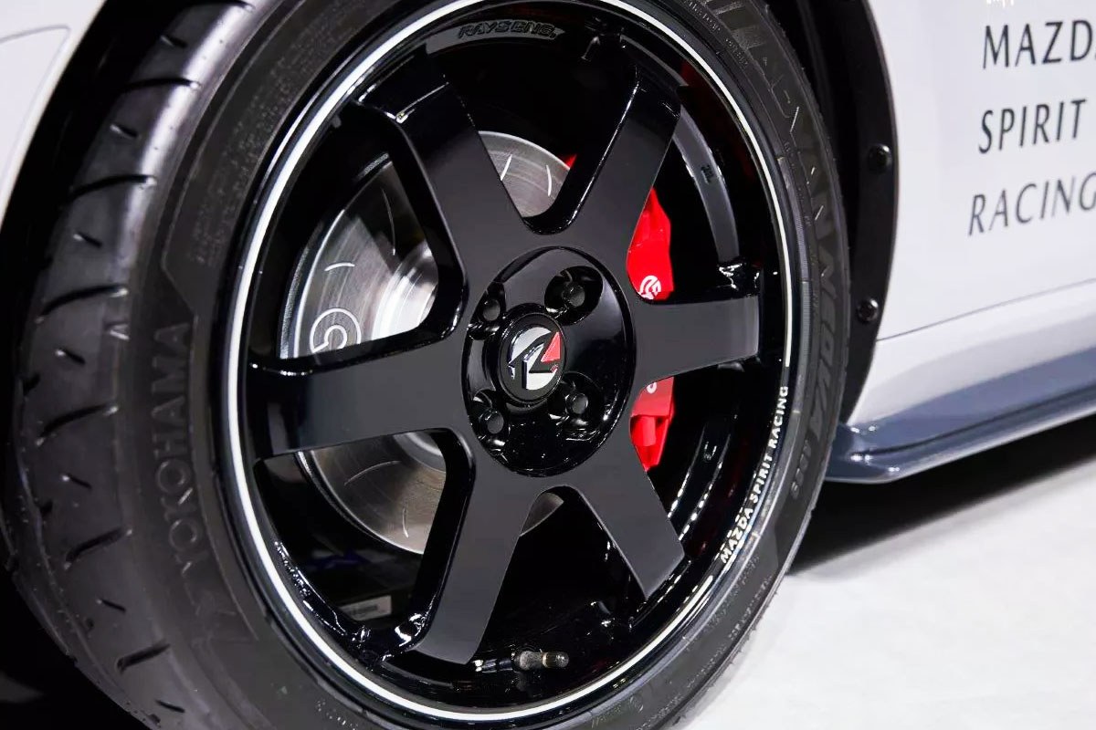 Mazda MX-5 Spirit Racing3.jpg
