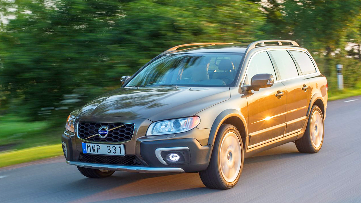 Volvo-unveils-new-XC70-2.jpg