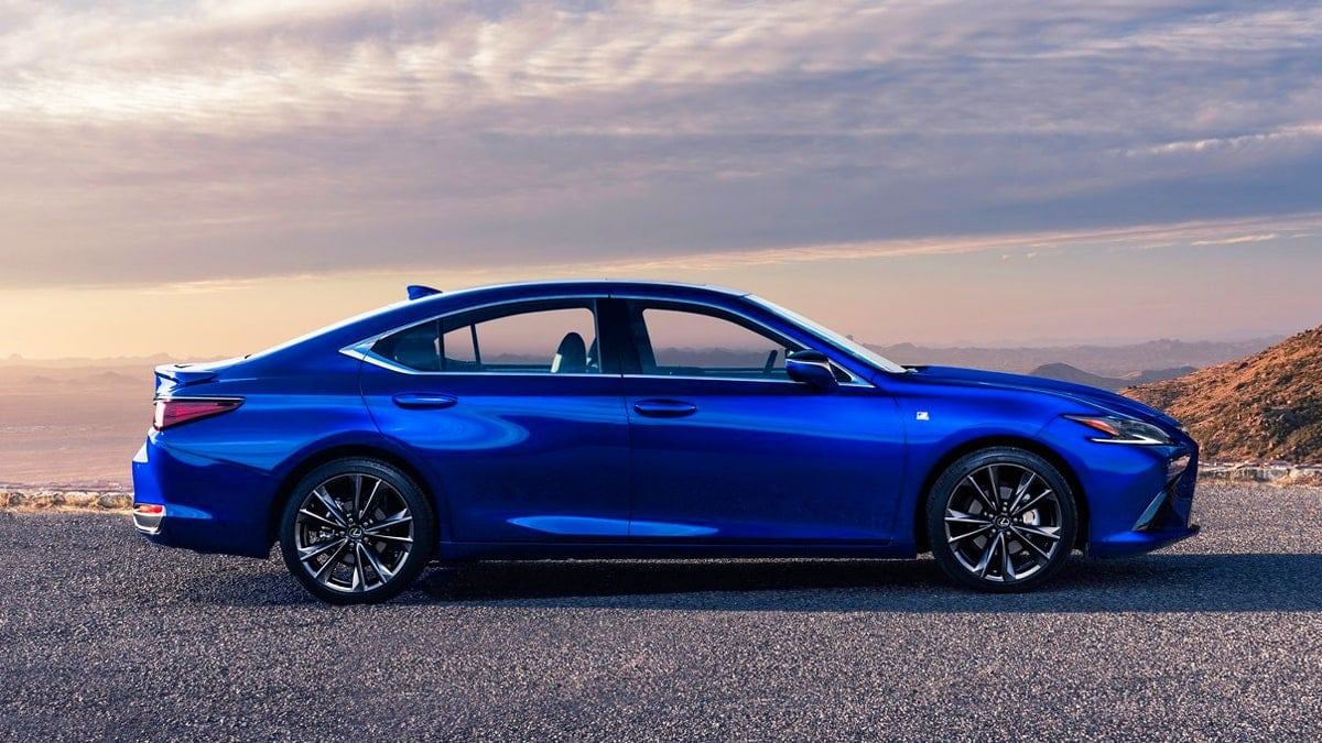 Lexus-ES-300h-Hybrid-Market-Popularity-2.jpg