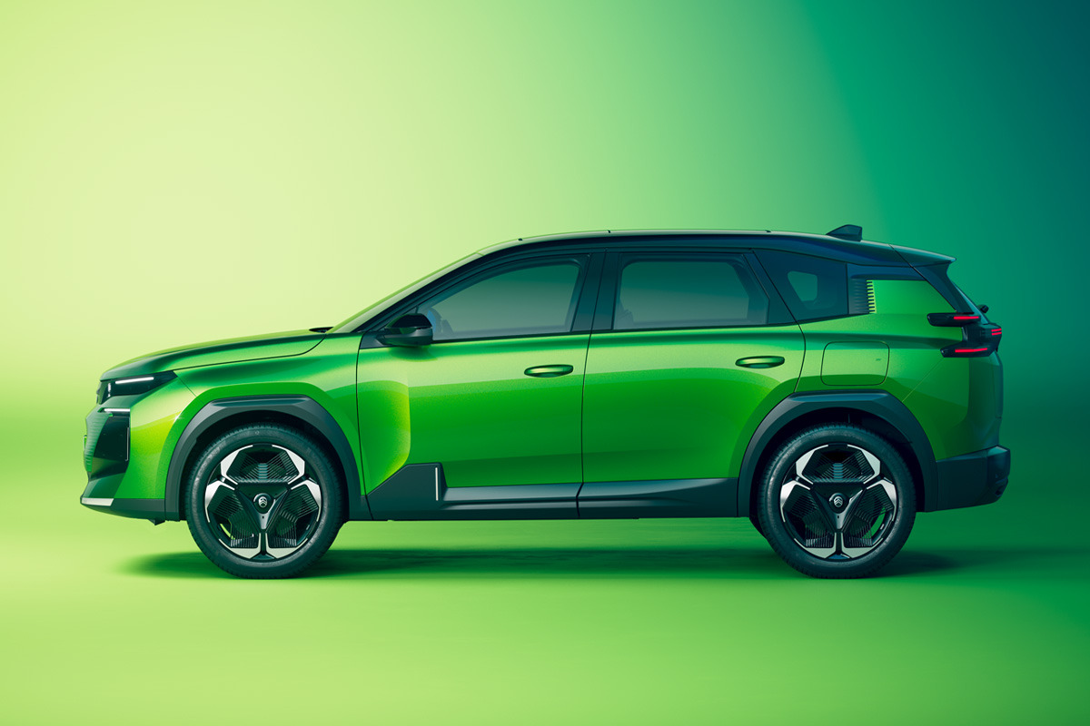 Citroen-unveils-new-C5-Aircross-6.jpg