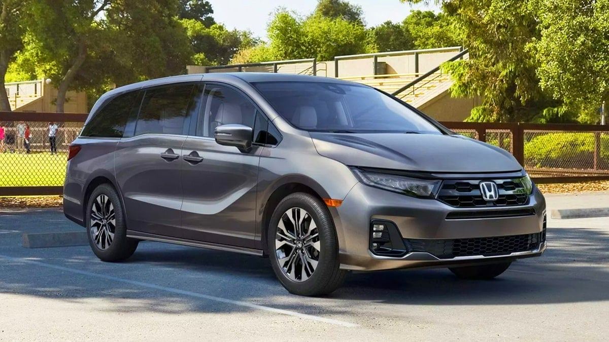 Hondas-new-Odyssey-is-popular-as-a-family-car-5.jpg