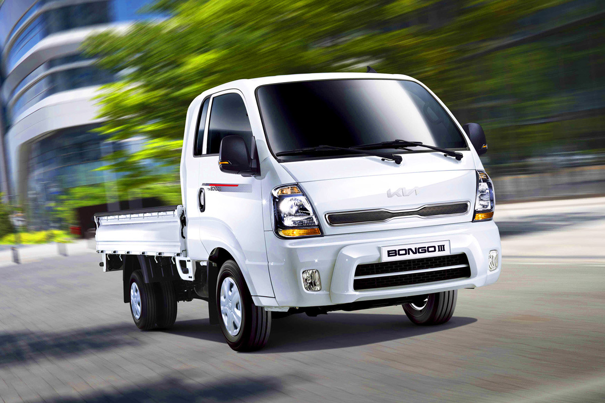 Kia PV5 truck test car captured 2.jpg