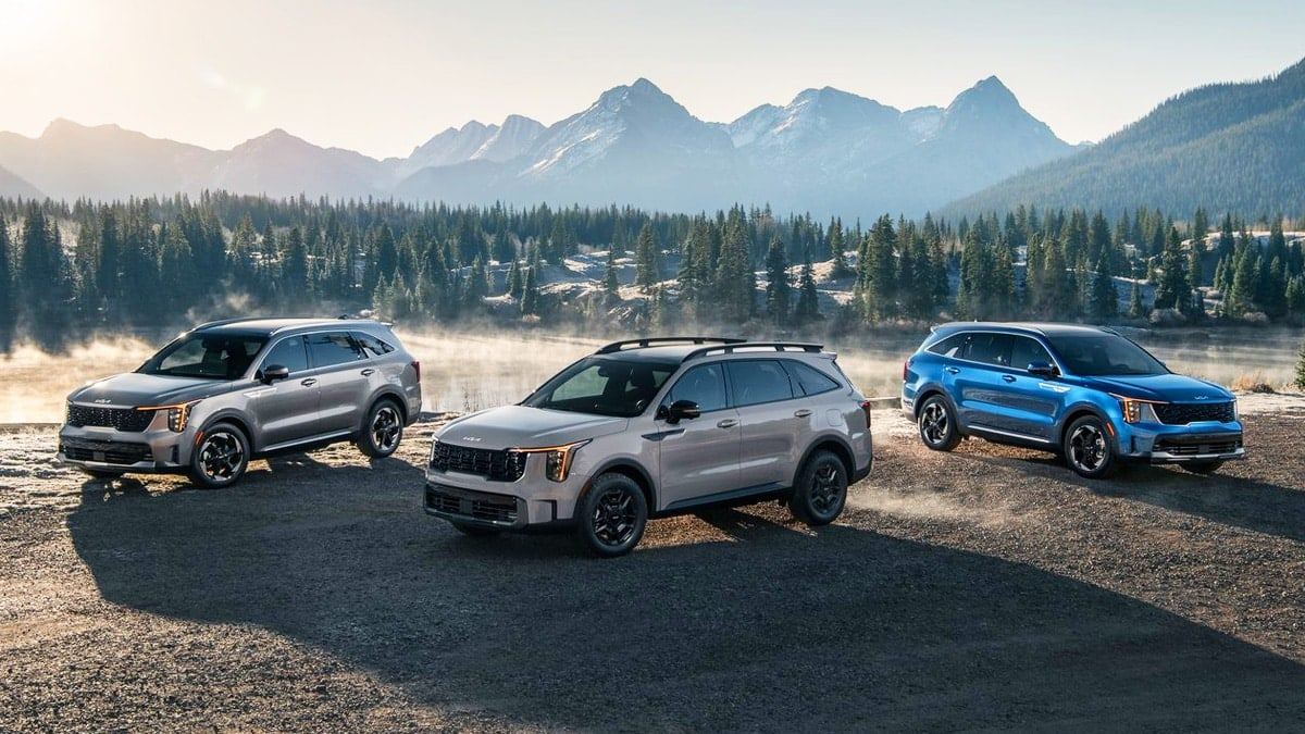 kia-sorento-hybrid-market-dominance-vs-santa-fe-3.jpg