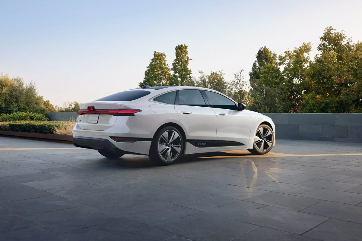 2025-A6-e-tron-1.jpg