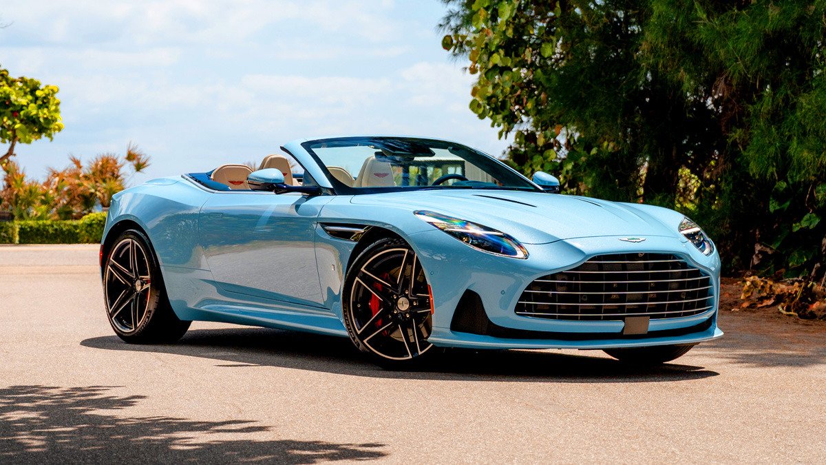 Aston-Martin-DB12-Volante-Palm-Beach-Edition-3.jpg